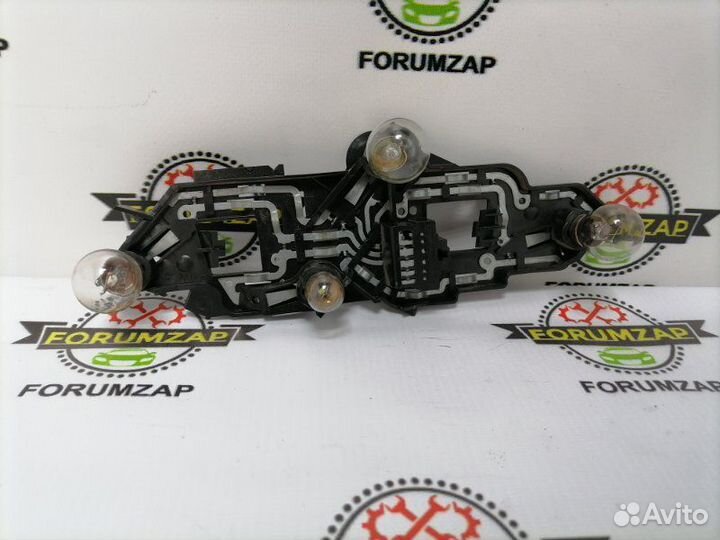 Плата заднего фонаря задняя правая Peugeot 307