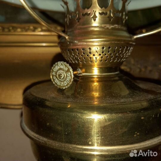 Керосиновая лампа