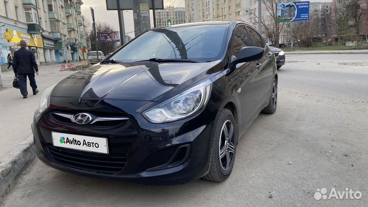 Hyundai Solaris 1.4 AT, 2013, 170 000 км