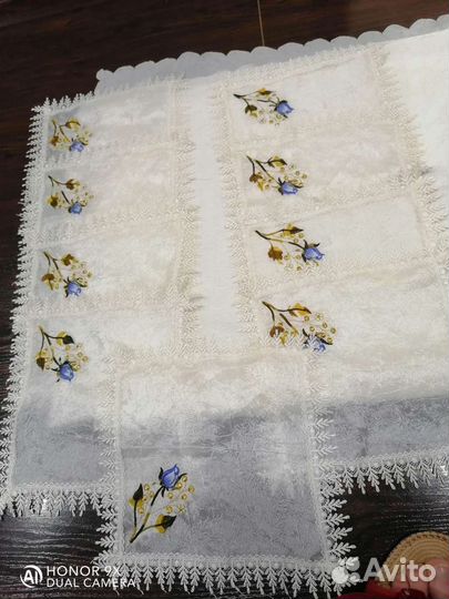 Скатерть с салфетками