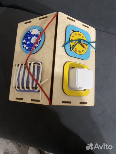 Бизиборд домик