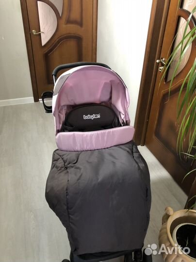 Прогулочная коляска