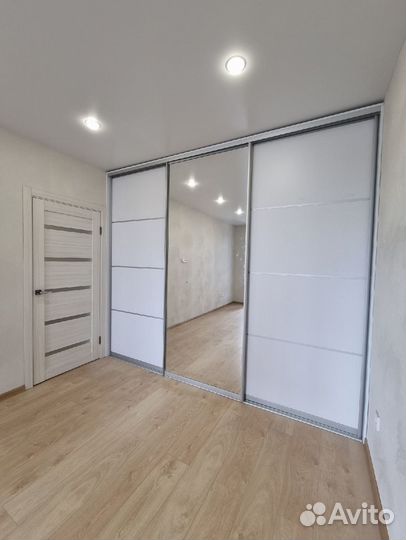 Шкаф стенка