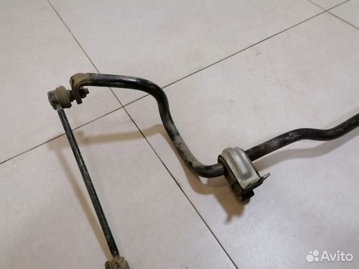 Стабилизатор передний Renault Megane II 2003-2009