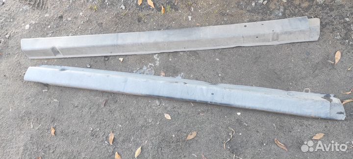 Пластиковый порог для авто