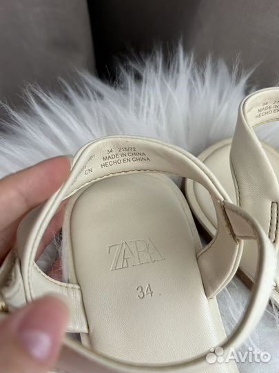 Босоножки сандалии Zara для девочки 34 размер