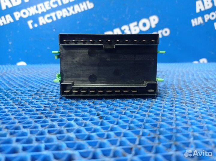 Реле Mitsubishi Lancer 9 седан 4G15 2004