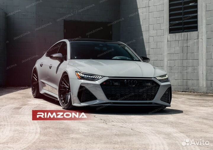 Кованые диски R22 на Audi RS4