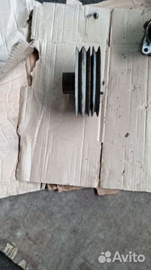 Шкив коленвала на mazda WLE-wlte