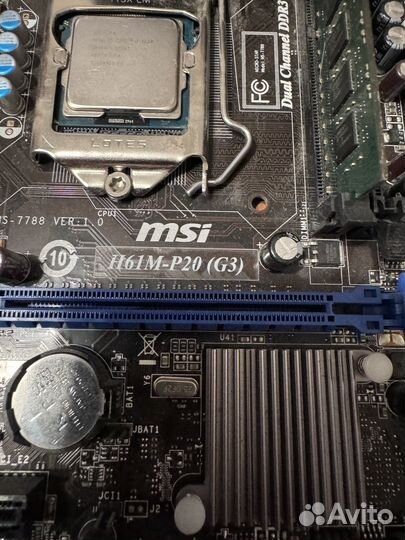 Материнская плата с процессором и памятью i3-3220