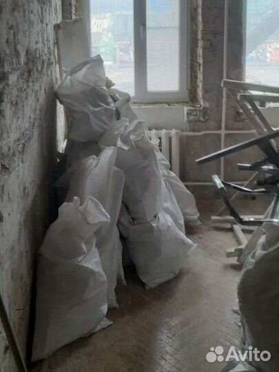 Демонтажные работы / Демонтаж стен / Демонтаж