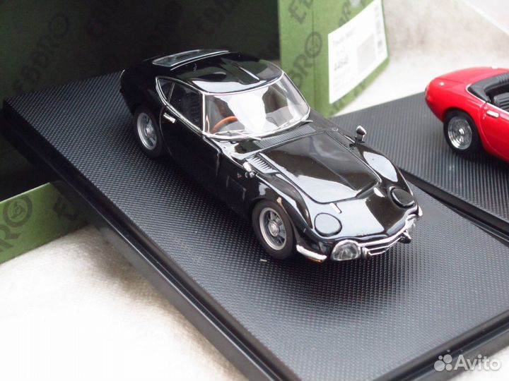 Toyota 2000GT и Toyota 2000GT Open Top 1/43 Ebbro