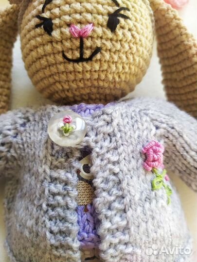 Зайка с набором одежды