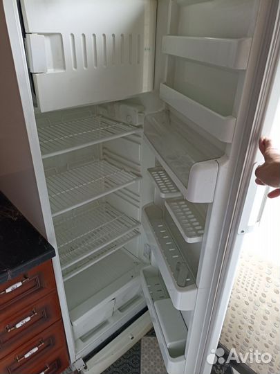 Холодильник stinol 205q