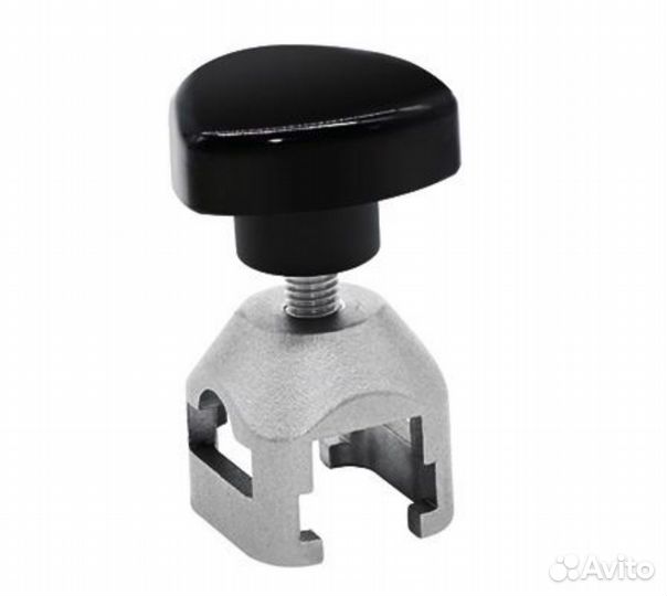 Зажим для фиксации принадлежностей