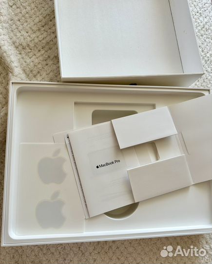 Коробка для MacBook Pro 13-inch