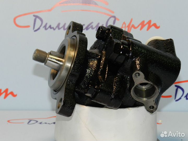 Насос гур Toyota Land Cruiser