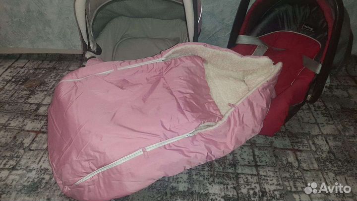 Переноска для детей в машину