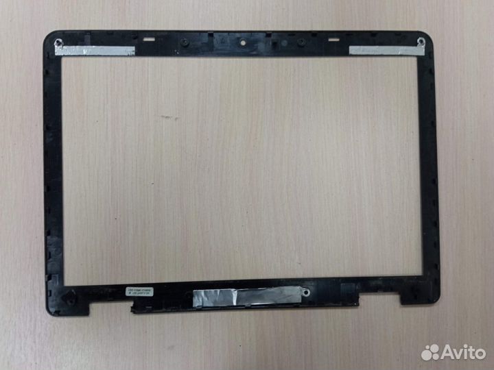 Рамка матрицы Fujitsu Siemens Esprimo Mobile V5545