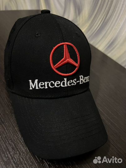 Бейсболка mercedes