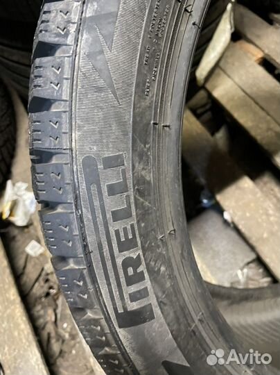 Pirelli Ice Zero 275/40 R20 106T