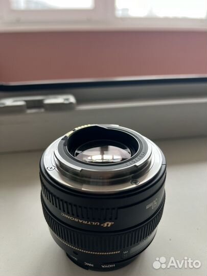 Объектив Canon EF 50mm F 1.4