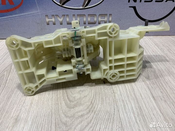 Кулиса коробки передач МКПП АКПП CVT Hyundai solar