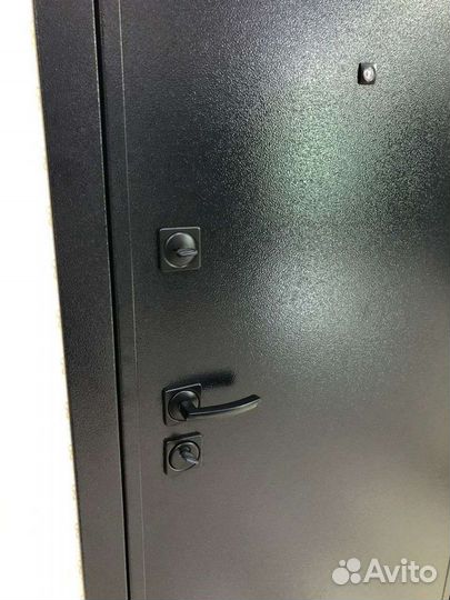 Дверь входная