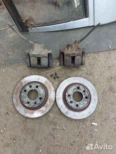 Тормозные диски, суппорт Рено Логан, Сандеро