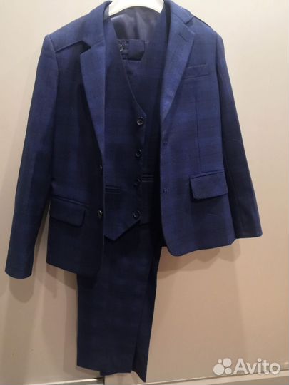 Брючный костюм