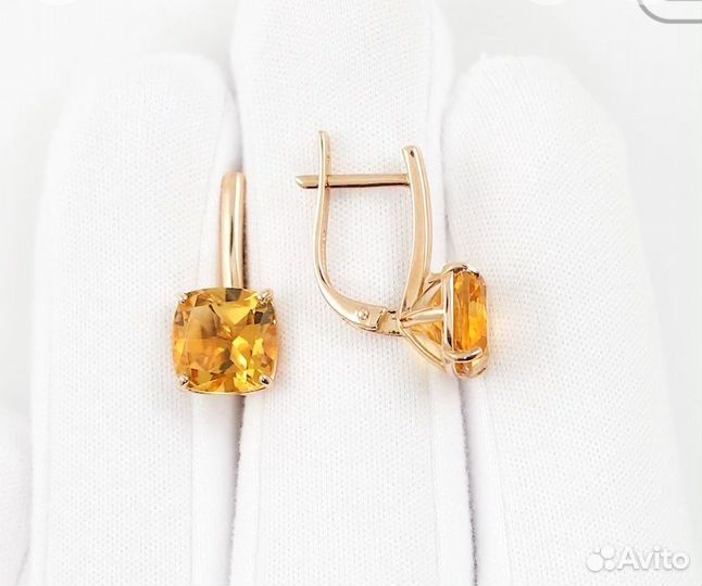 Золотые серьги