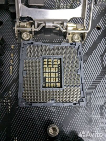 Комплект i7 8700K asus ROG DDR4 4400Mhz