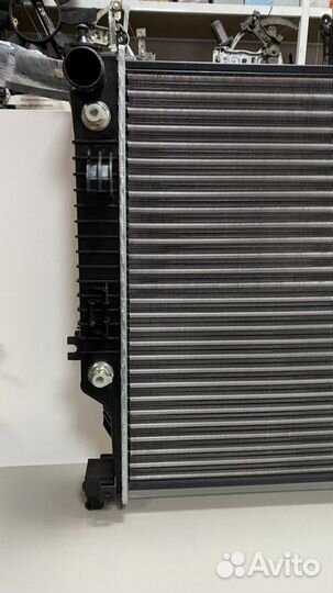 Радиатор основной Mercedes ML164/GL164