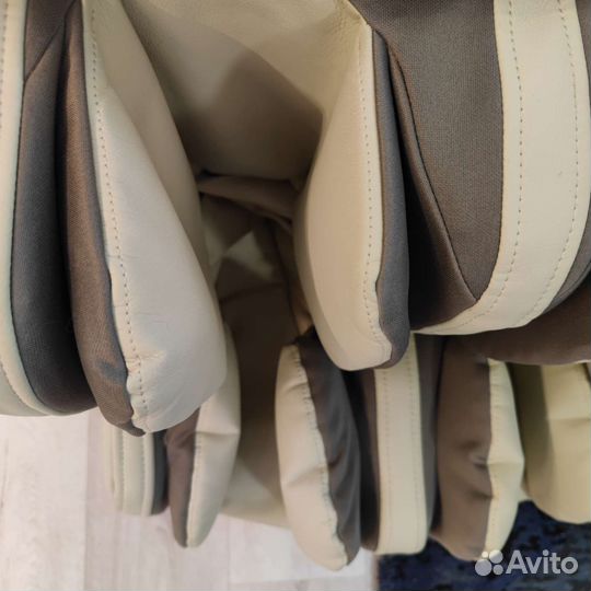 Массажное кресло inada