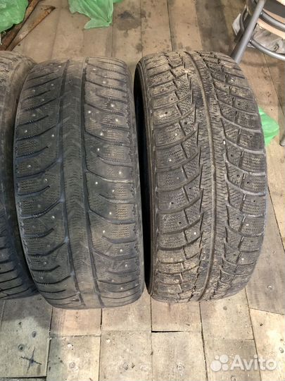 Bridgestone Blizzak DM-V1 205/50 R17