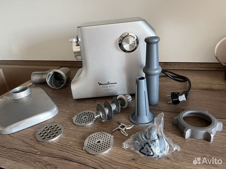 Электромясорубка Moulinex HV10 ME856D32 Silver