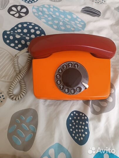 Телефон дисковый