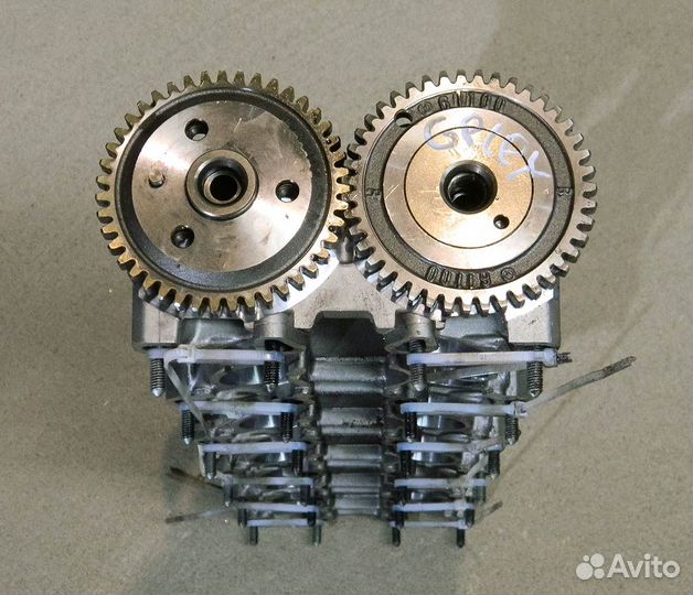 Постель с распредвалами MB 612.965 Gelenvagen