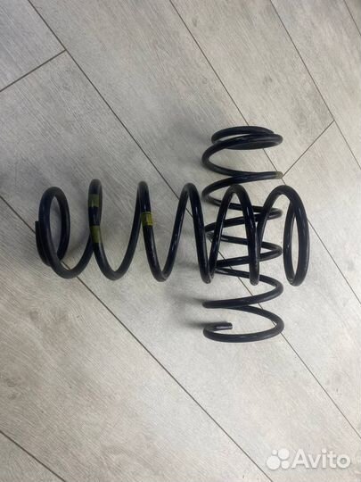 Пружина Задняя Hyundai Solaris Kia Rio 2010- -14