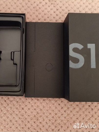 Samsung Galaxy S10+, 8/512 ГБ