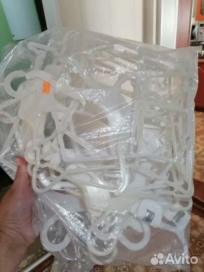 Вешалки для детской одежды