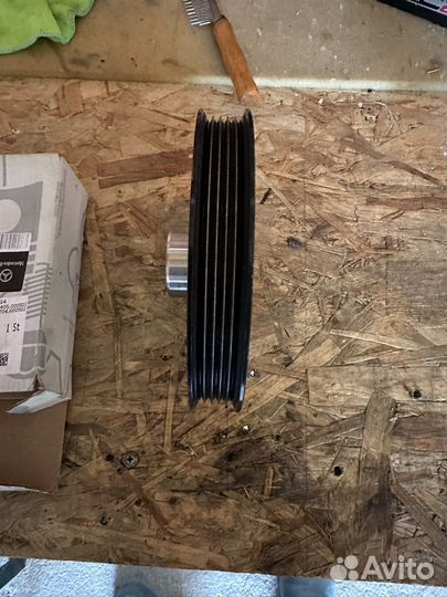 Шкив коленвала Mercedes m270