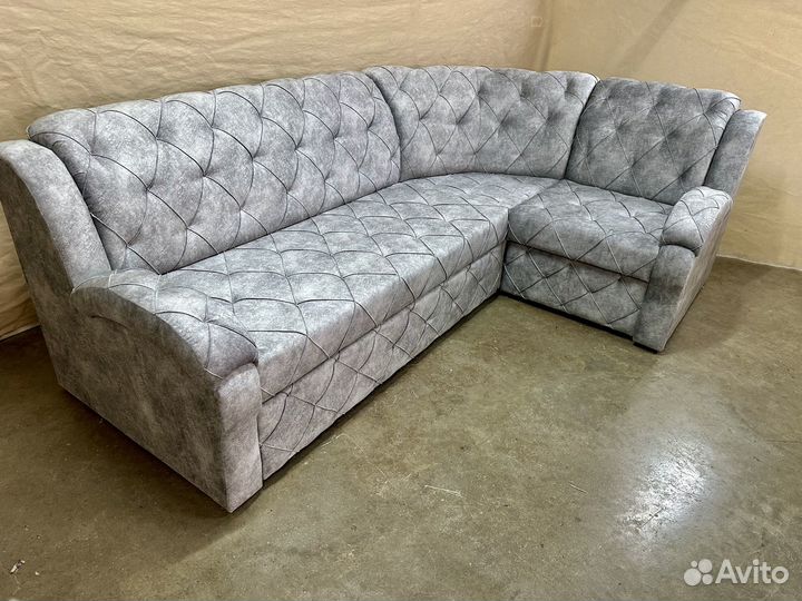Диван угловой