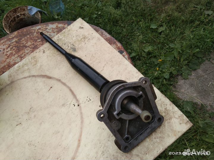 Ручка МКПП Nissan R50