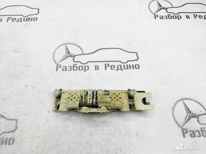 Механизм подголовника w220 S-class 113.966 19.0