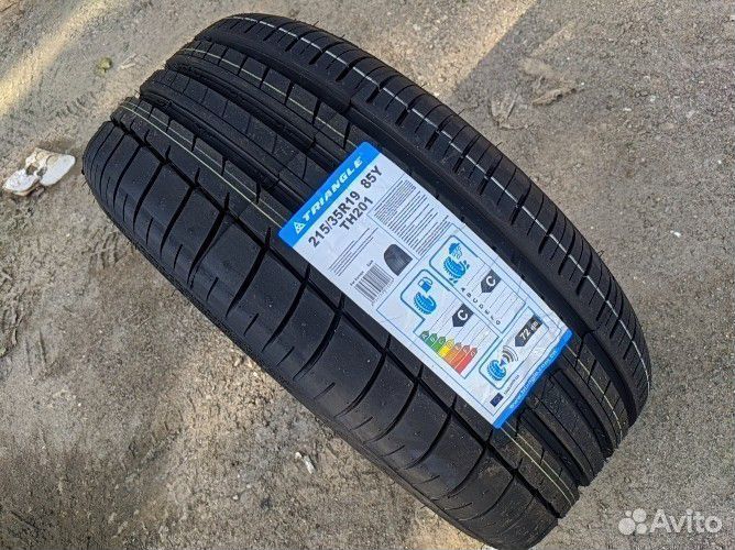 Triangle TH201 215/35 R19 85Y