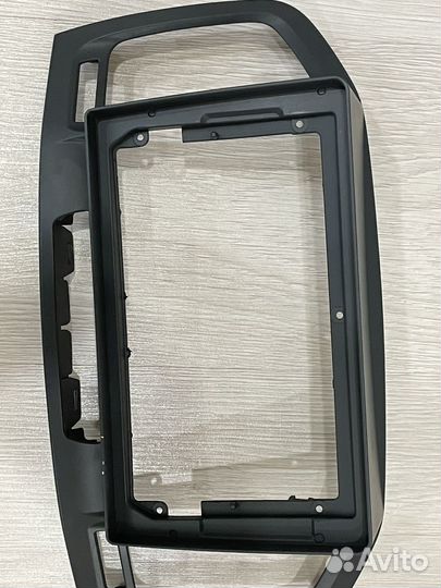 Продам магнитолу Basson V3