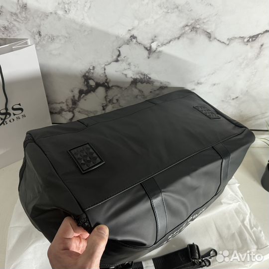 Сумка спортивная Hugo Boss