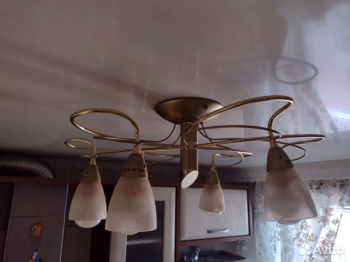 Люстра потолочная