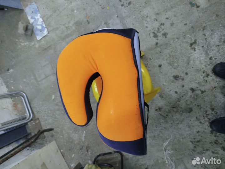 Автокресло бустер без спинки